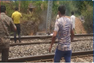 several contract labourers died in jharkhand dhanbad due to current shock at railway track