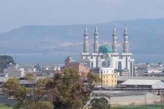 Chinese Police clash with protesters over mosque demolition