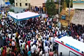 Bodies carried on ambulances to burial ground in Karnataka