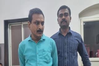 Man posing as PMO official arrested in Pune