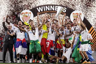 Sevilla  സെവിയ്യ  UEFA Europa League 2023  Europa League final  Europa League 2023  AS Roma vs Sevilla FC  എഎസ് റോമ vs സെവിയ്യ  എഎസ് റോമ  Europa League champions sevilla  sevilla beat Roma  Paulo Dybala  യൂറോപ്പ ലീഗ് 2023  യൂറോപ്പ ലീഗ് ഫൈനൽ  യൂറോപ്പ ലീഗ് ജേതാക്കൾ