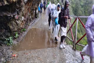 Mud on Yamunotri Dham footpath