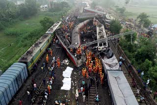 odisha balasore train tragedy  odisha balasore  balasore  train tragedy  odisha train accident  odisha train tragedy  balasore train tragedy  balasore train accident  train  train accident  ഒഡിഷ  ഒഡിഷ ട്രെയിൻ ദുരന്തം  ബാലസോർ ട്രെയിൻ ദുരന്തം  ബാലസോർ ട്രെയിൻ ദുരന്തം  ഒഡിഷ ബാലസോർ  ട്രെയിൻ അപകടം  ഒഡിഷ ട്രെയിൻ അപകടം