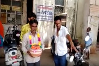 Family reached hospital to take spirit of deceased in Kota