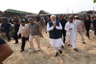 pm modi reaches balasore hospital