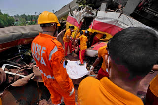 NDRF personnel at Odisha train accident site
