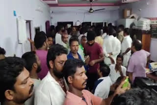 JanaSena And YSRCP parties Fight At Police Station