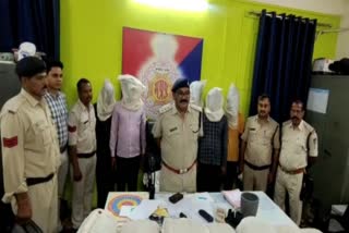 Smuggler arrested with Ganja in morena