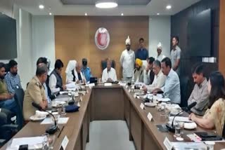 Punjab and Haryana CM Meeting in Chandigarh