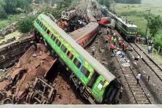 انشورنس کمپنیوں نے اوڈیشہ ٹرین حادثے کے متاثرین کی مدد کے لیے انشورنس کے عمل کو آسان بنایا