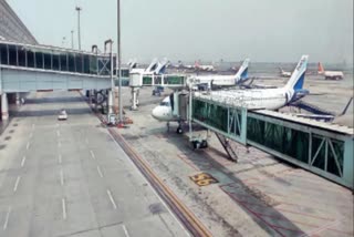 Passenger screams at Kolkata airport that there is a bomb in the plane