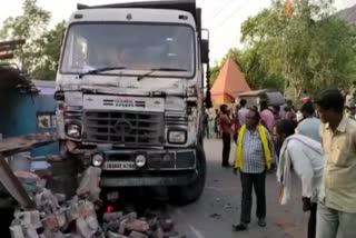 road accident in Dhanbad Bike rider died in truck collision