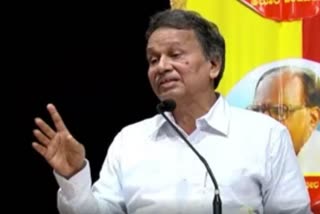 cm-siddaramaiah-instructs-committee-for-revision-of-textbooks-headed-by-baraguru-ramachandrappa