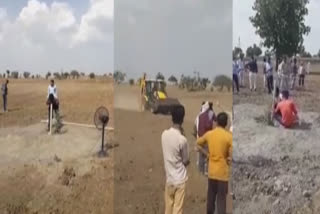 MP NEWS TWO AND HALF YEAR OLD GIRL FELL IN BOREWELL IN SEHORE ARMY ENGAGED IN RESCUE