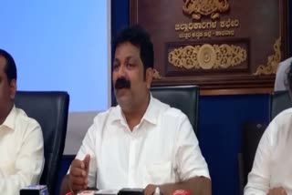 Etv Bharatmankal-vaidya-instructed-to-officers-give-compensation-to-died-fisher