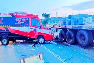 Ambulance lorry collision in Karnataka's Chitradurga