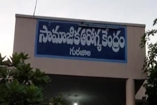 డబ్బులిస్తేనే పోస్టుమార్టం అన్న ప్రభుత్వ వైద్యుడు