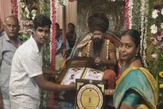 blessed-by-presenting-the-world-record-certificates to-dharumapuram-atheenam