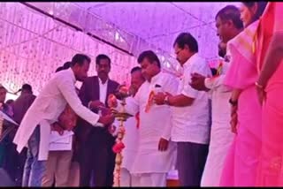 District In-charge Minister M B Patil launched the Shakti Yojana.
