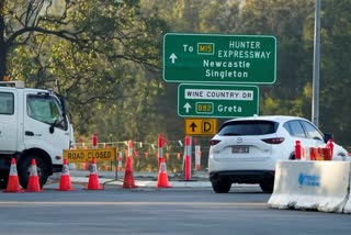 10 killed in Australia after wedding bus rolls  wedding bus accident in Australia  wedding bus accident  Australia bus accident  Australia  bus accident  accident  വാഹനാപകടം  ഓസ്‌ട്രേലിയയിൽ വാഹനാപകടം  ഓസ്‌ട്രേലിയ  ഓസ്‌ട്രേലിയ വാഹനാപകടം  ബസ് അപകടം  ഓസ്‌ട്രേലിയ ബസ് അപകടം  ബസ് മറിഞ്ഞ് അപകടം  hunter  ഹണ്ടർ