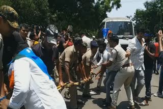 chhatra congress protest in bhubaneswar