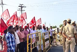 Police Detain CPI Activist