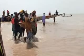 Nigeria Boat Capsizes