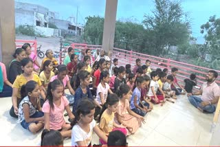 children-recite-hanuman-chalisa-in-anjar-to-avoid-the-threat-of-cyclone-biparjoy