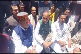 jairam thakur rajeev bindal stopped from entering in salooni chamba