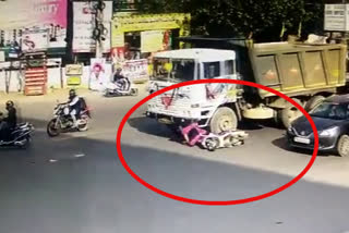 hyderabad lorry accident