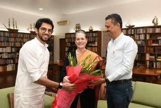 Aaditya Thackeray invites Sonia Gandhi