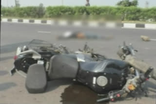 unknown Vehicle hits Bike on Highway nearby ankleshwar