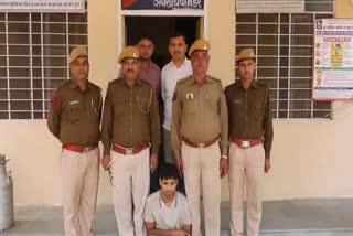 खंडेला थाना हिस्ट्रीशीटर गिराफ्तार  Sikar Ajitgarh police action