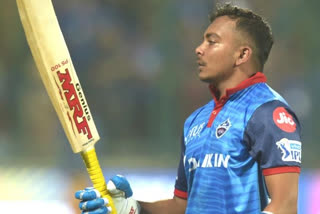 Virat Kohli Or Vinod Kambli? Twitter Divided On Who Autographed Prithvi Shaw's Bat