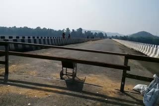 Traffic stopped in bridge for loading testing in Bijapur