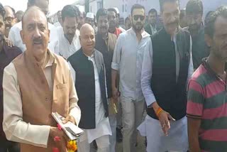 Cabinet Minister at Chhatarpur Railway Station