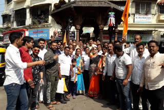Mahavikas aaghadi worker celebration in pen