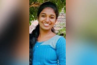 trivandrum technopark accident news  technopark employee died news  accident news  ടെക്നോപാർക്ക് ജീവനക്കാരി മരിച്ചു  കഴക്കൂട്ടത്ത് സ്കൂട്ടർ അപകടം വാർത്ത