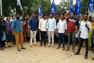 students protest to punish disha case accused in warangal