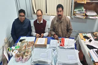 Jewelryand cash recovered