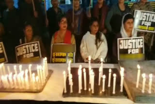 Demand for justice for girls by taking out candle march at Mehrauli in Delhi