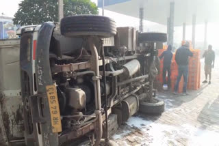 tanker full of milk overturned on road in radaur