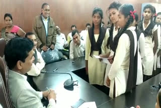 Collector became teacher in jansunwai