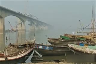 employment of sailors is interrupted due to the commencement of the pipa bridge