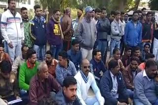 बीकानेर की खबर  वेटरनरी कॉलेज  संविदाकर्मी  bikaner news  ruckus after death  death in bikaner