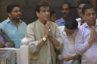 Jitendra visit Sai Samadh