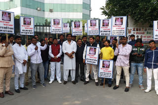 Municipal staff protest outside EDMC headquarters