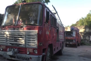 वेतन नहीं मिलने पर दमकल चालक और गोताखोर हड़ताल पर, Firemen and divers on strike due to non-payment of salary