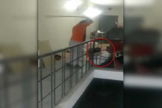 woman beaten video gurugram