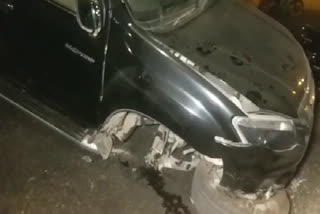 horrific accident occurred after hitting the car with a flyover in delhi